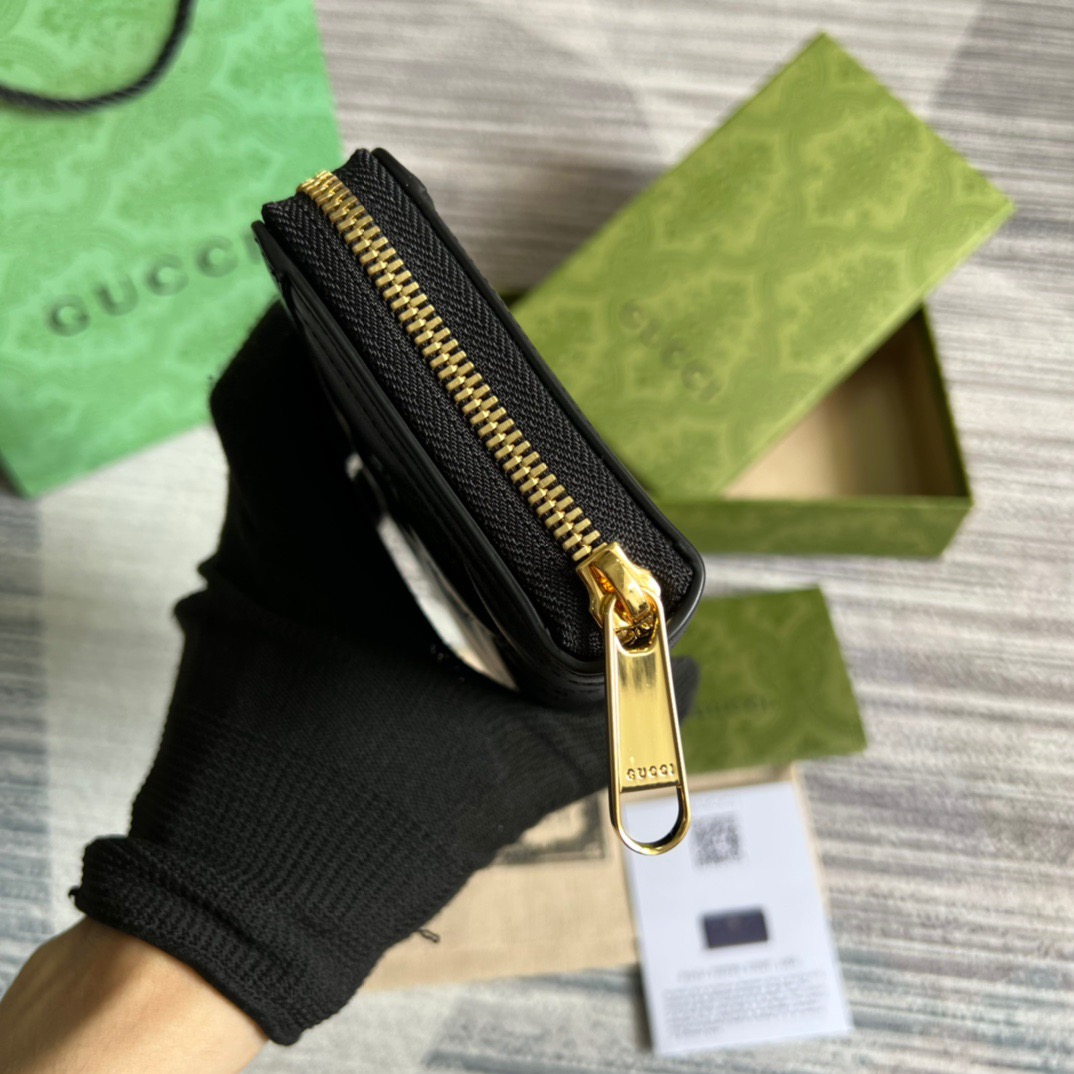 Gvc*1 GG Matelassé Zip-Around Wallet Black For Women 723784 UM8IG 1000 7.6 in/ 19.5 cm