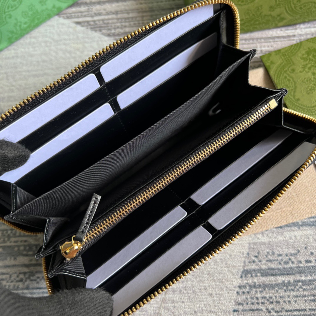 Gvc*1 GG Matelassé Zip-Around Wallet Black For Women 723784 UM8IG 1000 7.6 in/ 19.5 cm