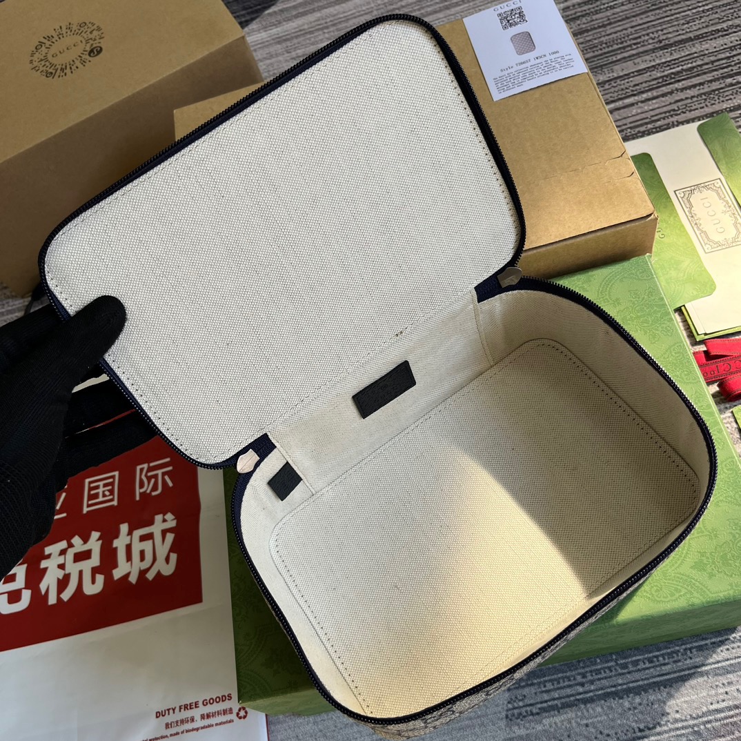 Gvc*1 GG Mini Packing Cube Svp*me Canvas Beige/Grey For Men 8.7in/22cm ‎‎‎726657 KGD0N 4060
