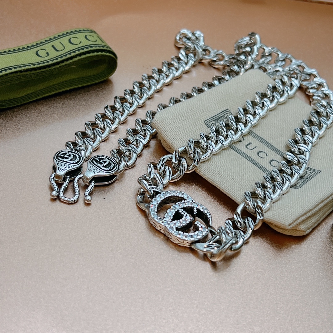 Gvc*1 Necklace Chain Silver