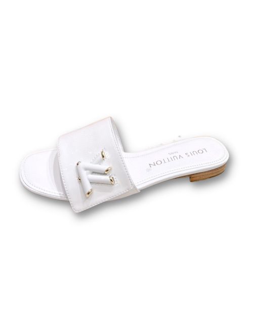 L0vis Vvtt0n Shake Flat Mule White For Women