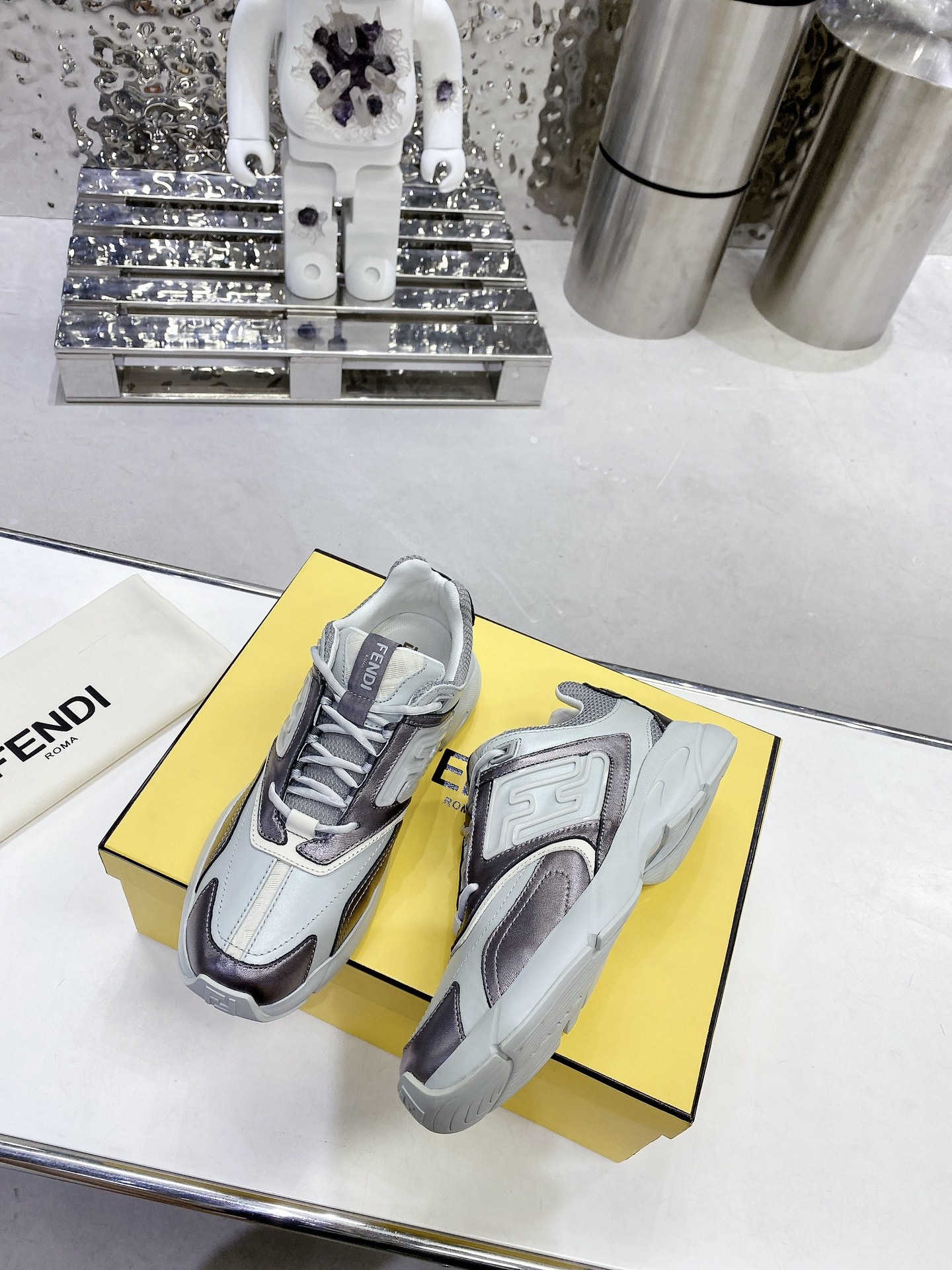 F**di FD F**di Faster Low-Tops Sneakers Grey For Men 7E1555AKX4F1ICJ