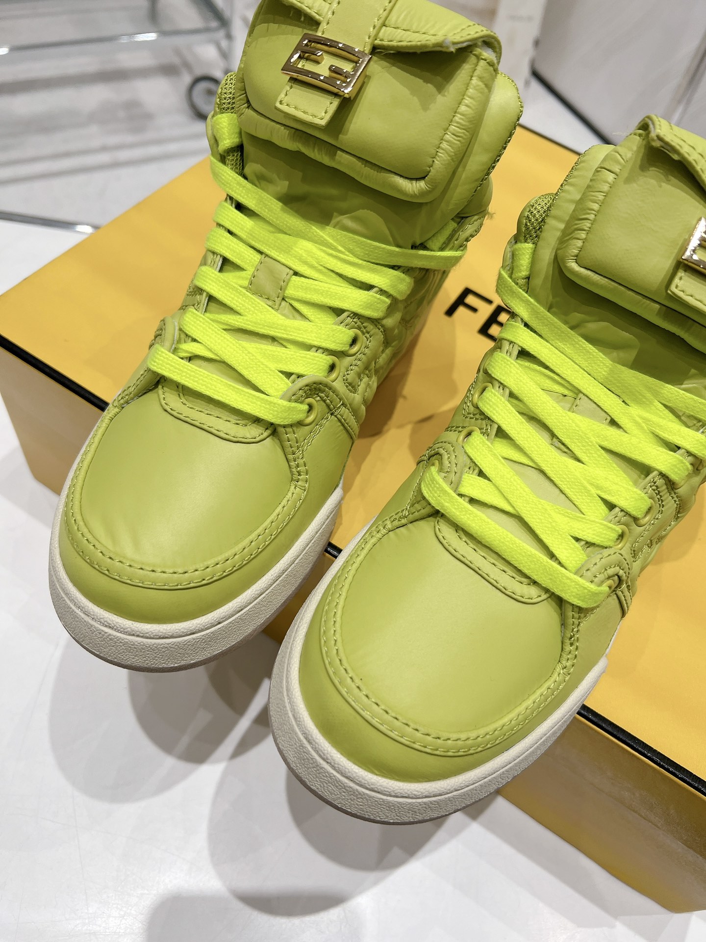 FD F**di Match Lace-Up High-Top Sneakers Green For Women