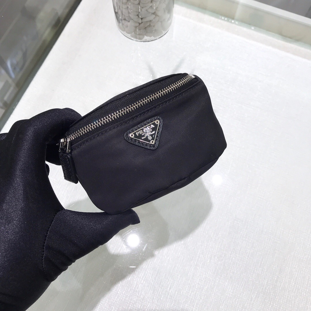 Pra*a Nylon Wristlet Clutch Bag Black/Pink/Red For Women 5.1 in/ 13 cm 2TT095_D02_F0002