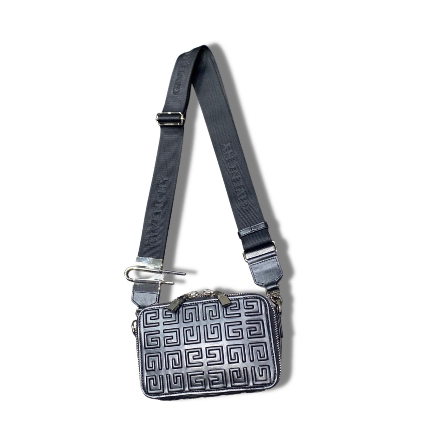 Givenchy Antigona Grained Camera Bag Black For Women‎ 7.3in/18.5cm