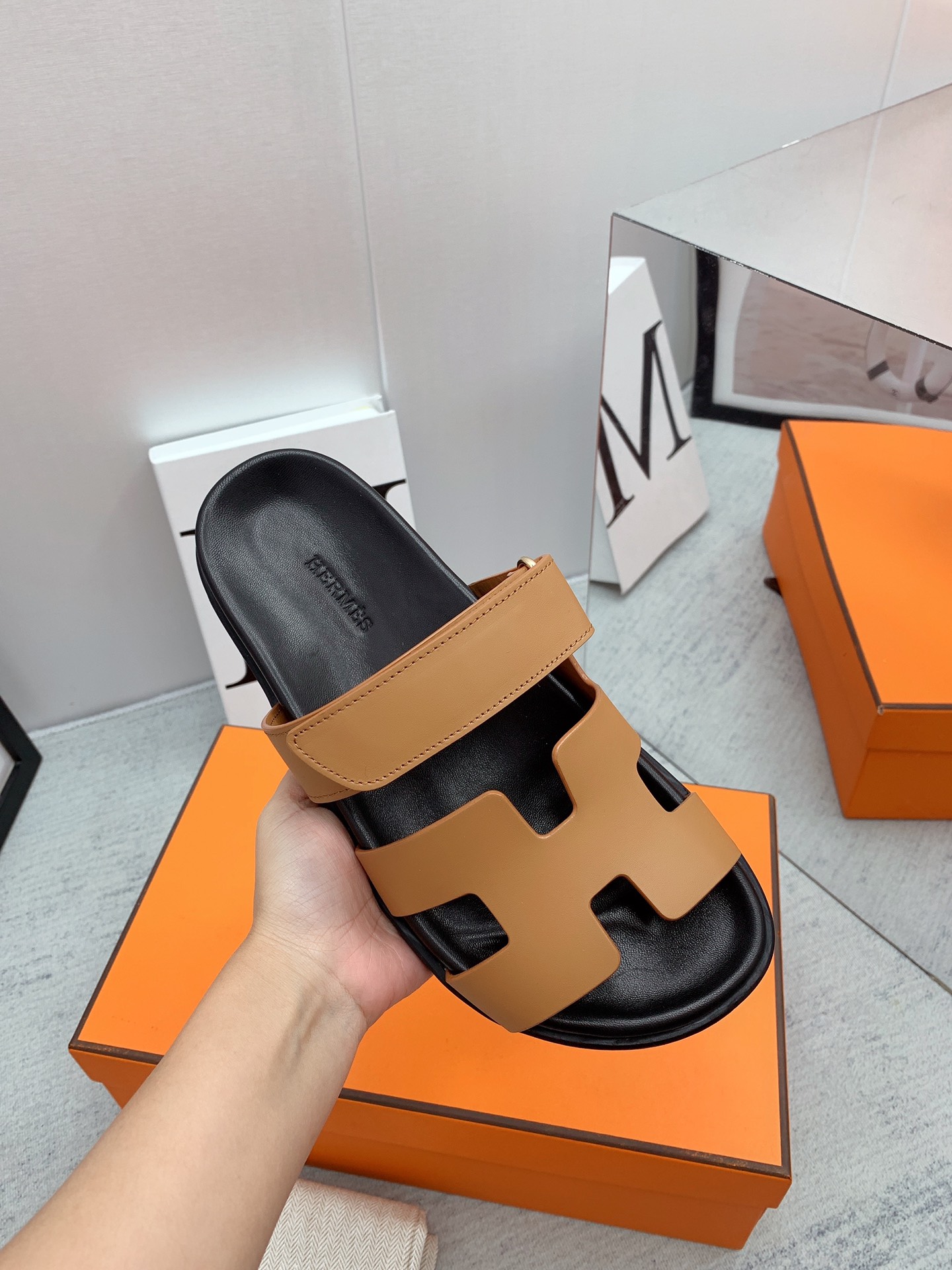 H**me5 Chypre Sandal Brown For Men