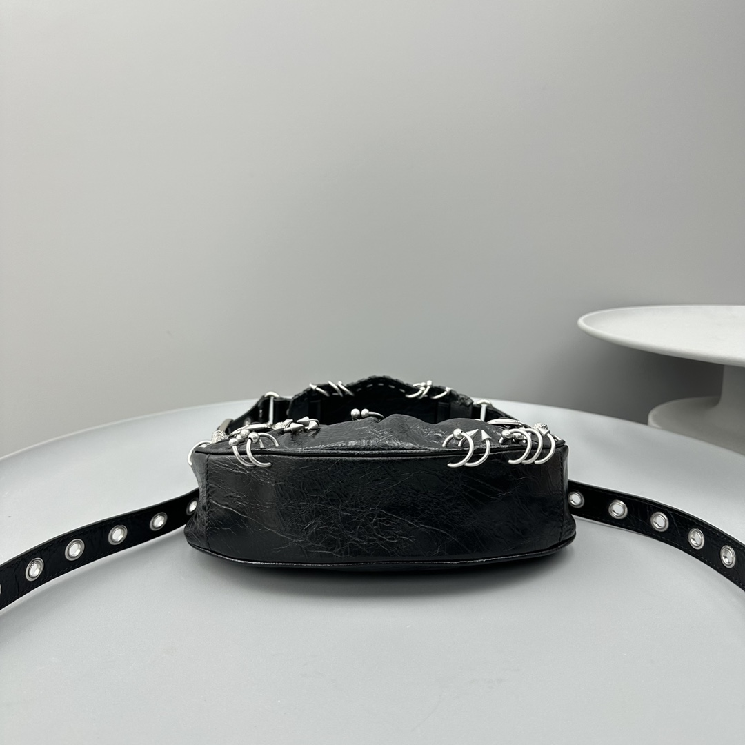 Ba1en*iaga Le Cagole XS Shoulder Bag Black/White For Women‎ 10.2in/26cm 671309210G81000