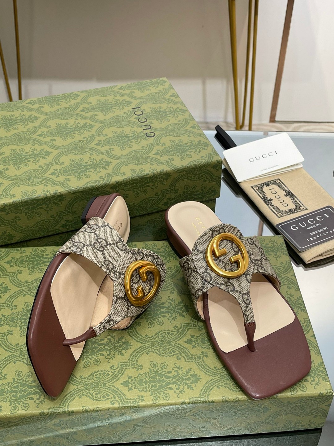 Gvc*1 Blondie Thong Sandal In Monogram Brown For Women 