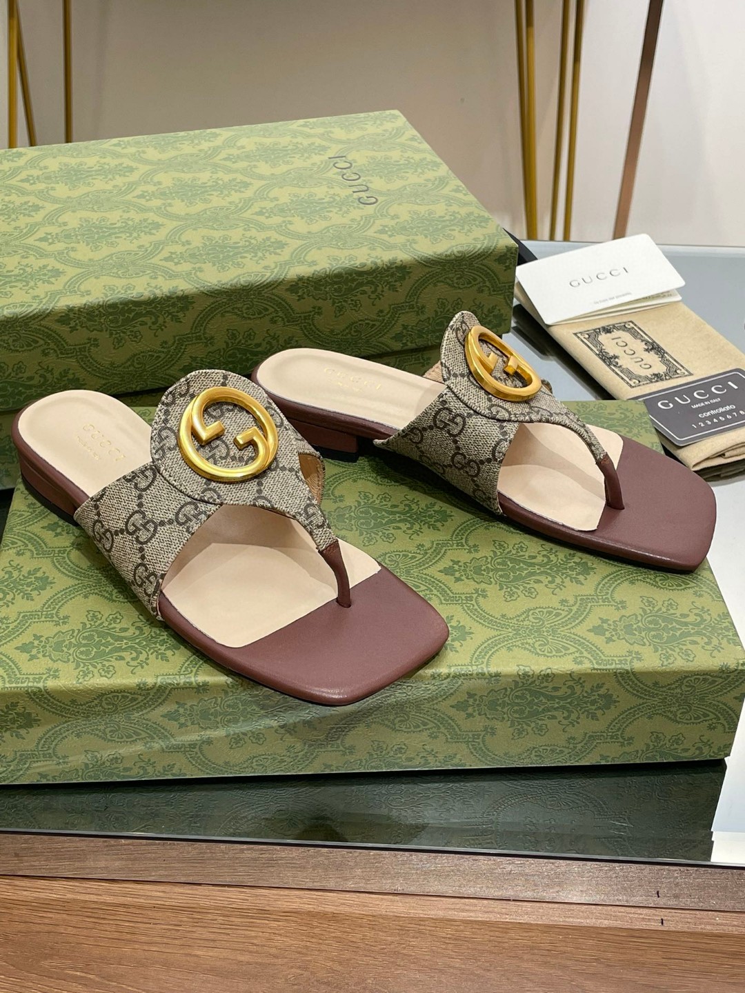 Gvc*1 Blondie Thong Sandal In Monogram Brown For Women 