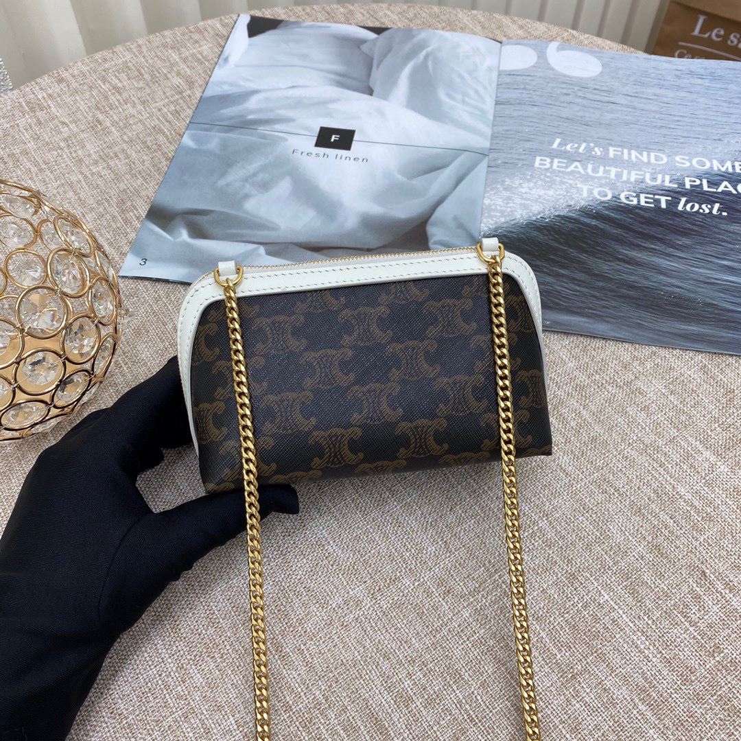 Ce1i*e Clutch With Chain In Triomphe Canvas White/Red For Women‎ 6in/16cm 10E382CBX.01BC