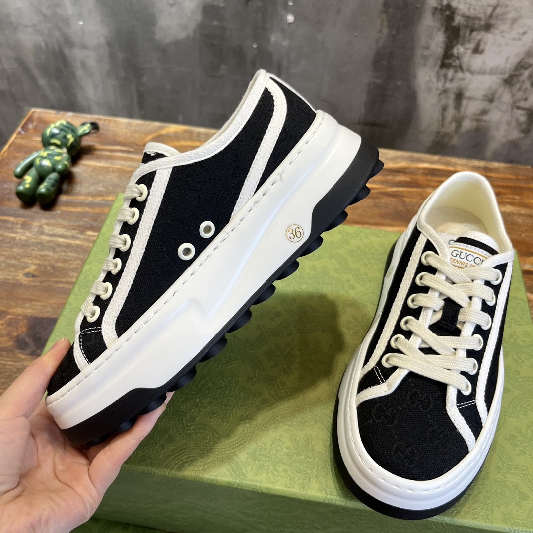 Gvc*1 Low-Cut Sneaker Black For Women