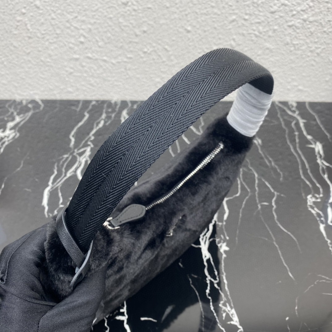 Pra*a Re-Edition 2000 Mini Bag Black/White/Pink For Women 8.6 in / 22 cm 1NE515_2DUE_F0002