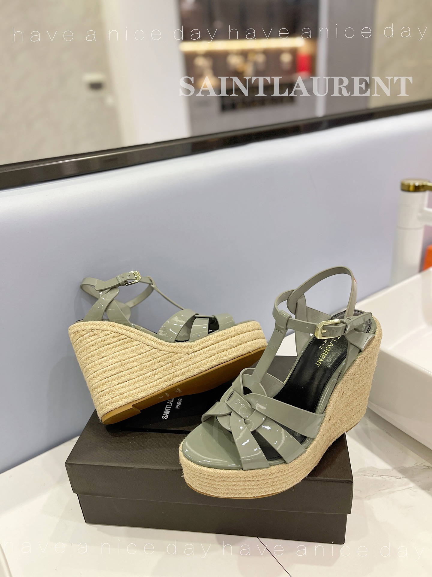 Sa1nt Lau*nt Tribute Espadrilles In Patent Green Khaki For Women