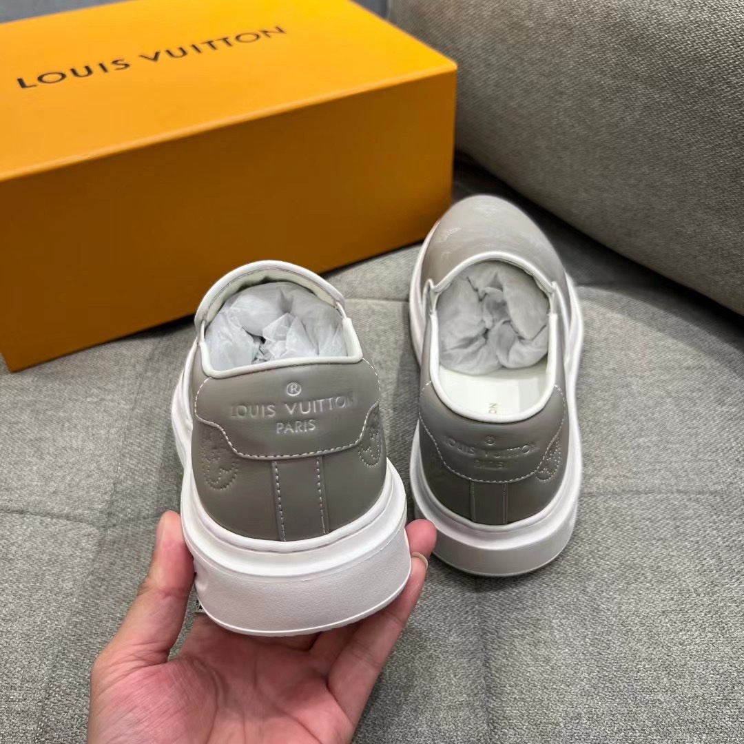 L0vis Vvtt0n Beverly Hills Sneaker Grey For Men