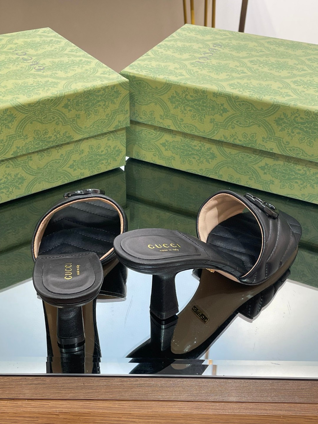 Gvc*1 Double G Slide Sandal Black For Women