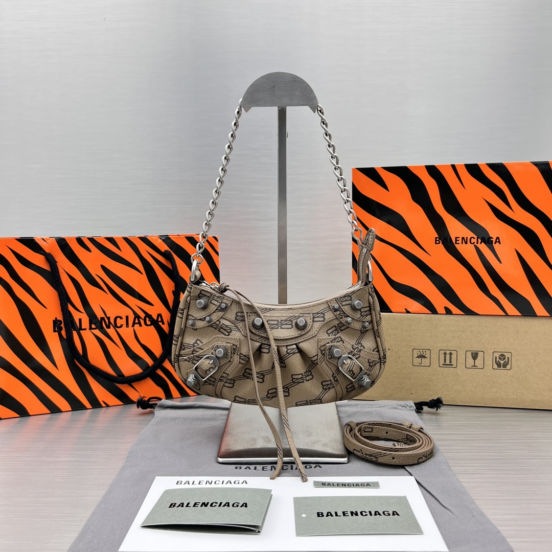 Ba1en*iaga Le Cagole Mini Bag With Chain Bb Monogram Coated Canvas In Beige For Women 8.2 in/20.8 cm 695814210E72762