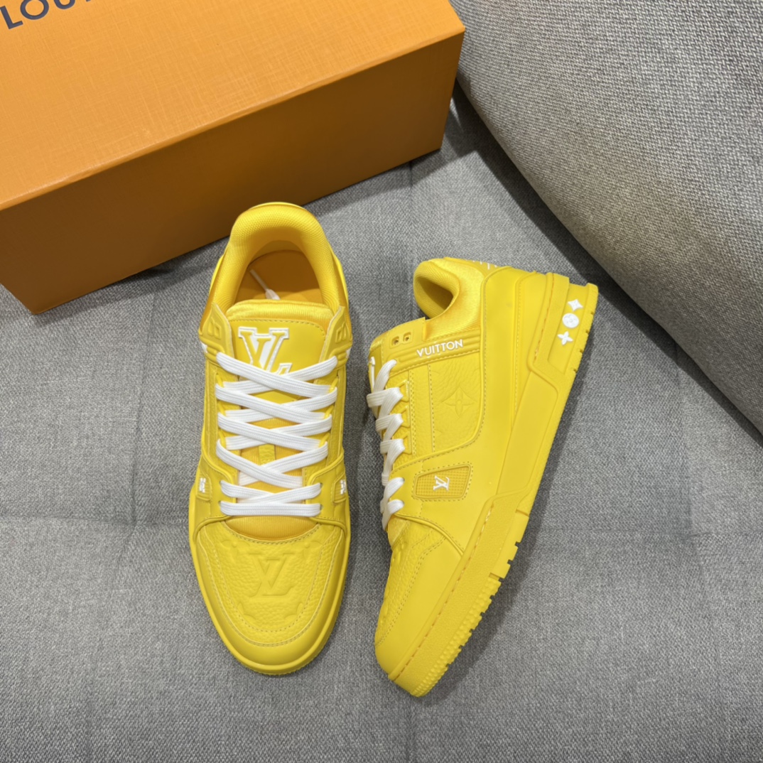 L0vis Vvtt0n LV Trainer Sneaker Yellow For Men 1AARGE