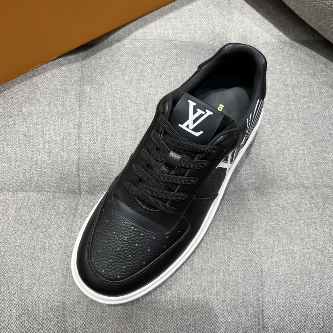 L0vis Vvtt0n LV Rivoli Sneaker Check Black For Men