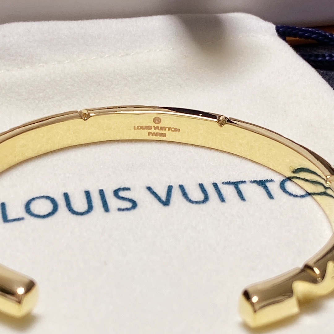L0vis Vvtt0n Bracelet Gold For Women