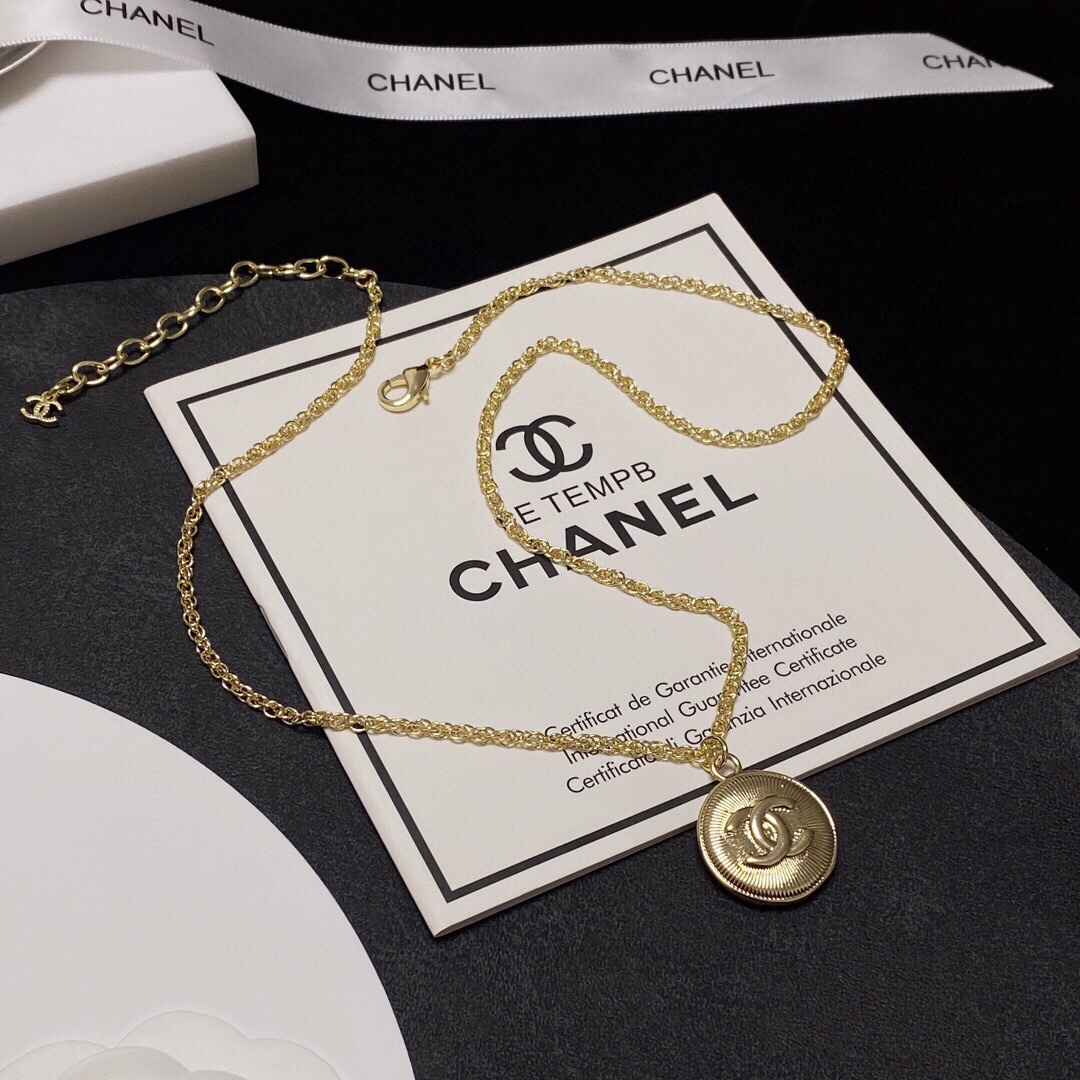 Ch**el CC Necklace Gold For Women