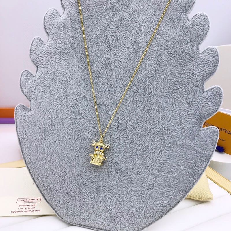 L0vis Vvtt0n Cartoon Figure Pendant Necklace Gold Tone For Women