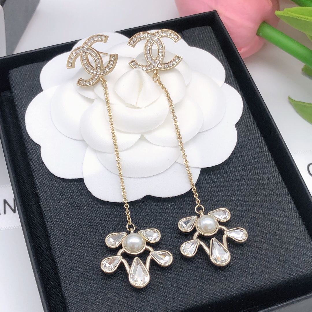 Ch**el D1am0nd Tassel Earrings Gold For Women