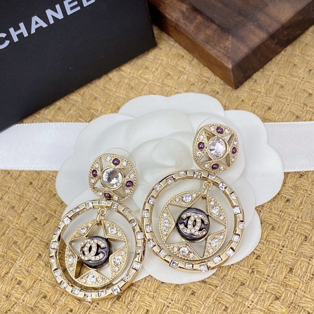 Ch**el Double C Round Earrings Gold For Women
