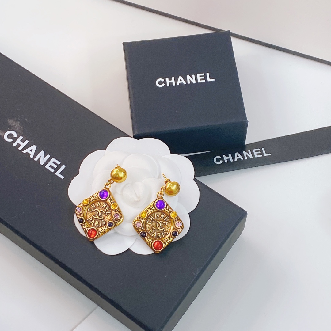 Ch**el Glass Earrings Gold For Women