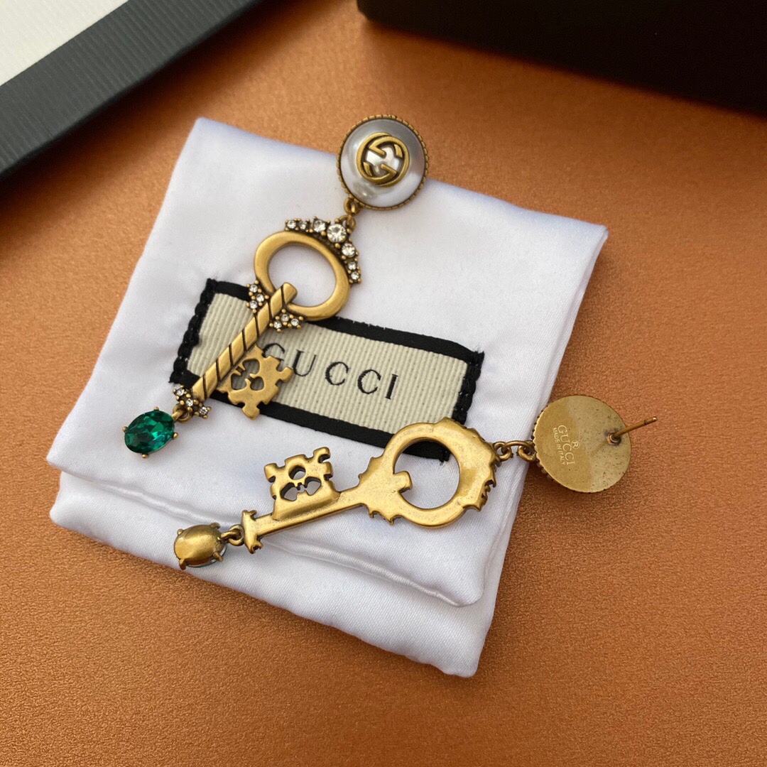 Gvc*1 Key Green Stone Earrings Gold Tone For Women