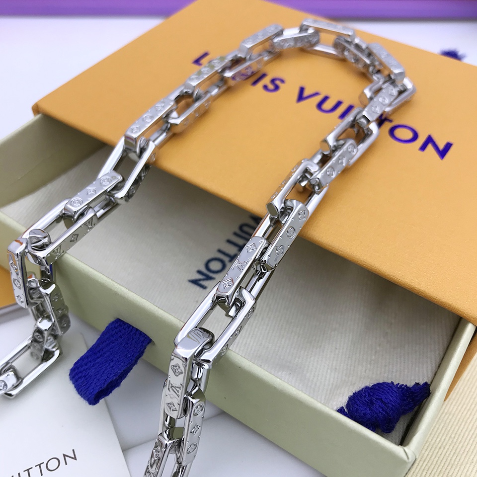 L0vis Vvtt0n Monogram Chain Necklace Silver Tone For Men M00307