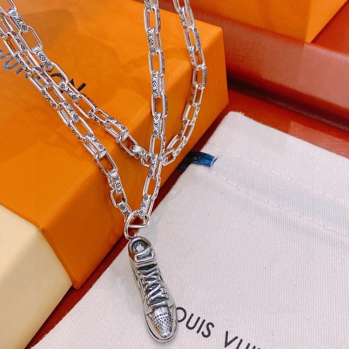 L0vis Vvtt0n Shoe Necklace Silver For Women