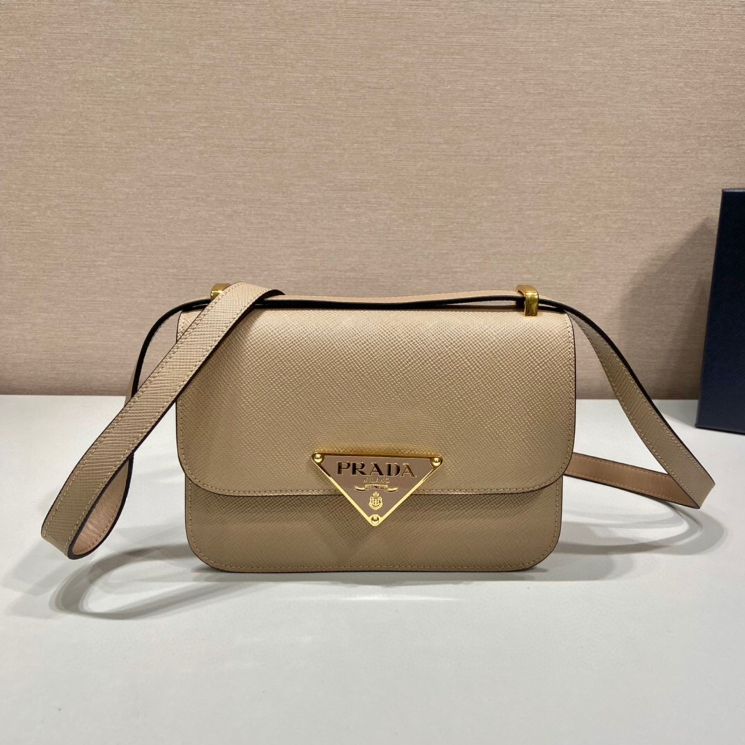 [True-to-ORIGINAL] Pra*a Emblème Saffiano Shoulder Bag In Beige For Women 8.6 in/22cm – 1BD320_2A4A_F0036_V_UTO