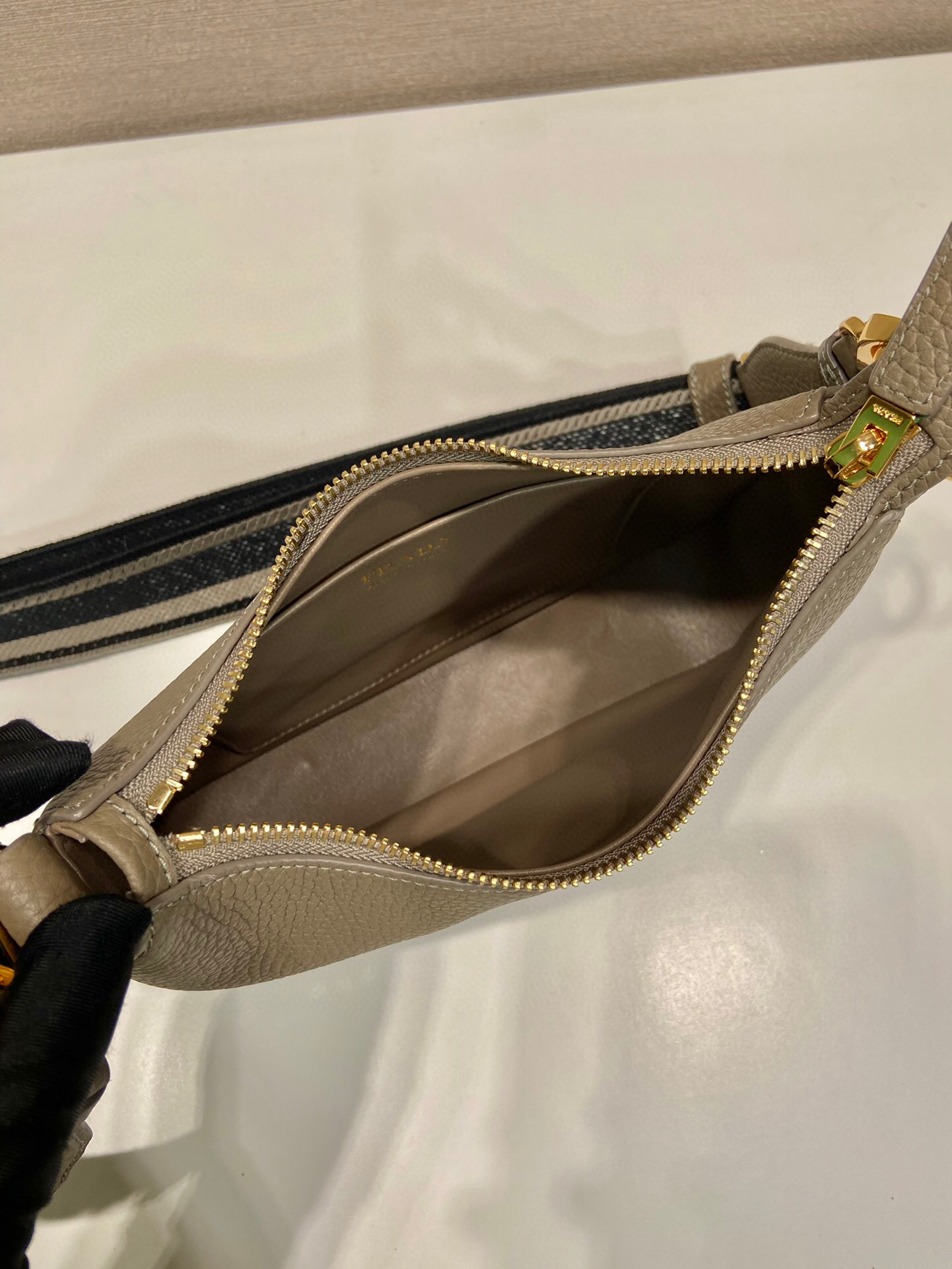 Pra*a Shoulder Bag In Grey For Women 9.5 in/ 24 cm 1BH193_2DKV_F0JDS_V_3OO