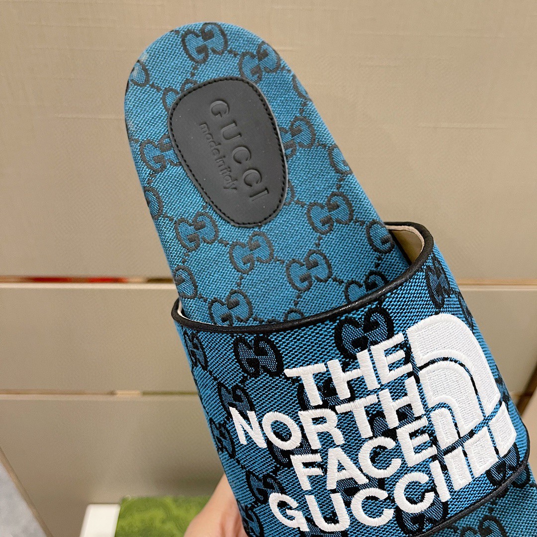 Gvc*1 GG Canvas Slide Sandal Blue For Men