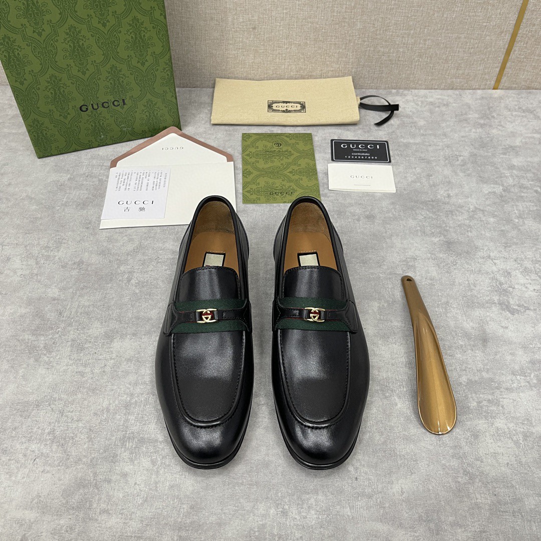 Gvc*1 Loafer With Interlocking G Black For Men