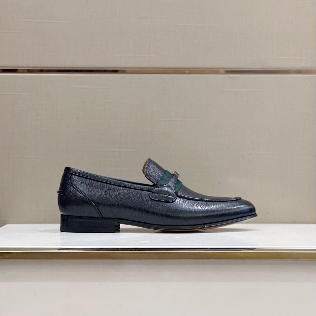 Gvc*1 Loafer With Interlocking G Black For Men