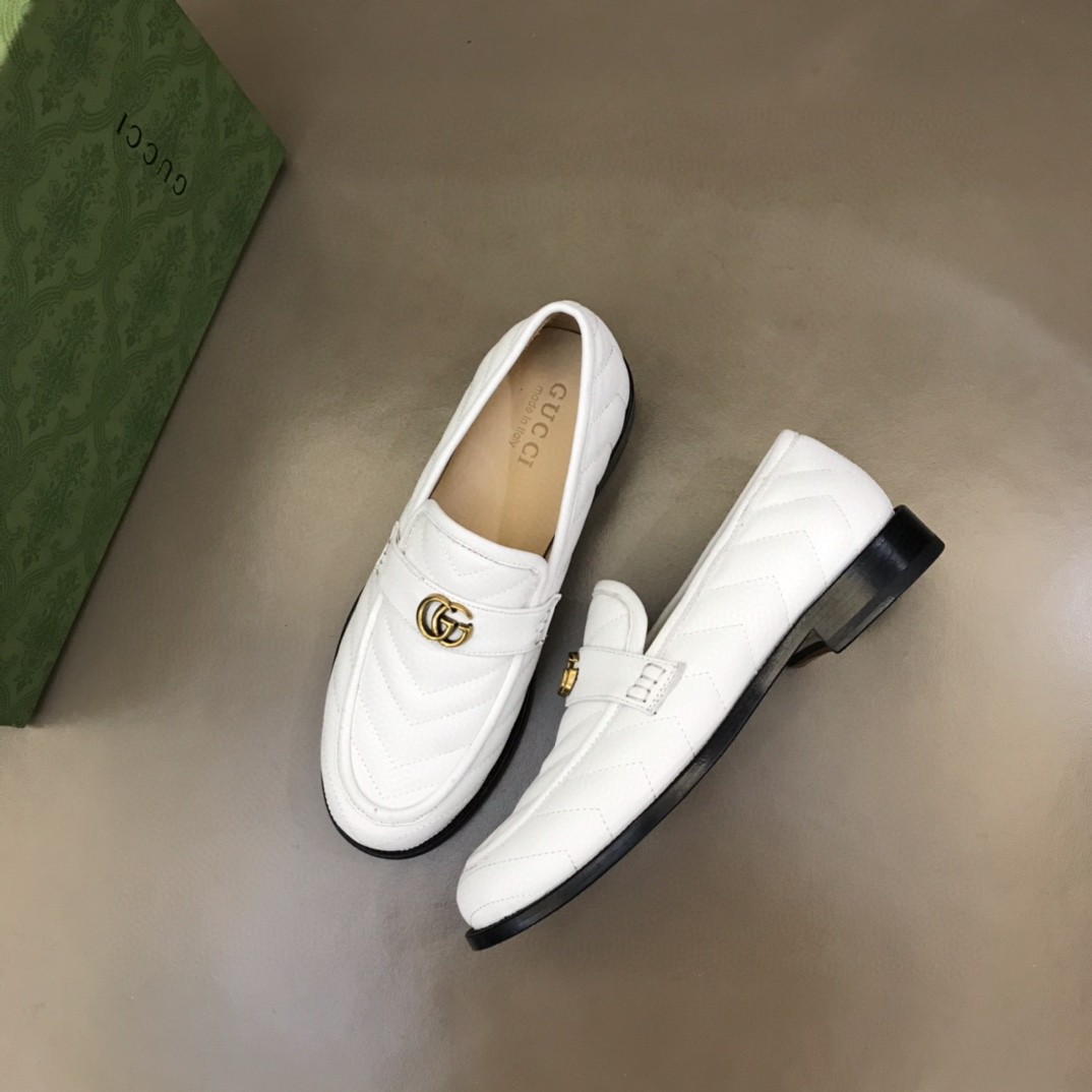 Gvc*1 Loafer With Interlocking G White For Men