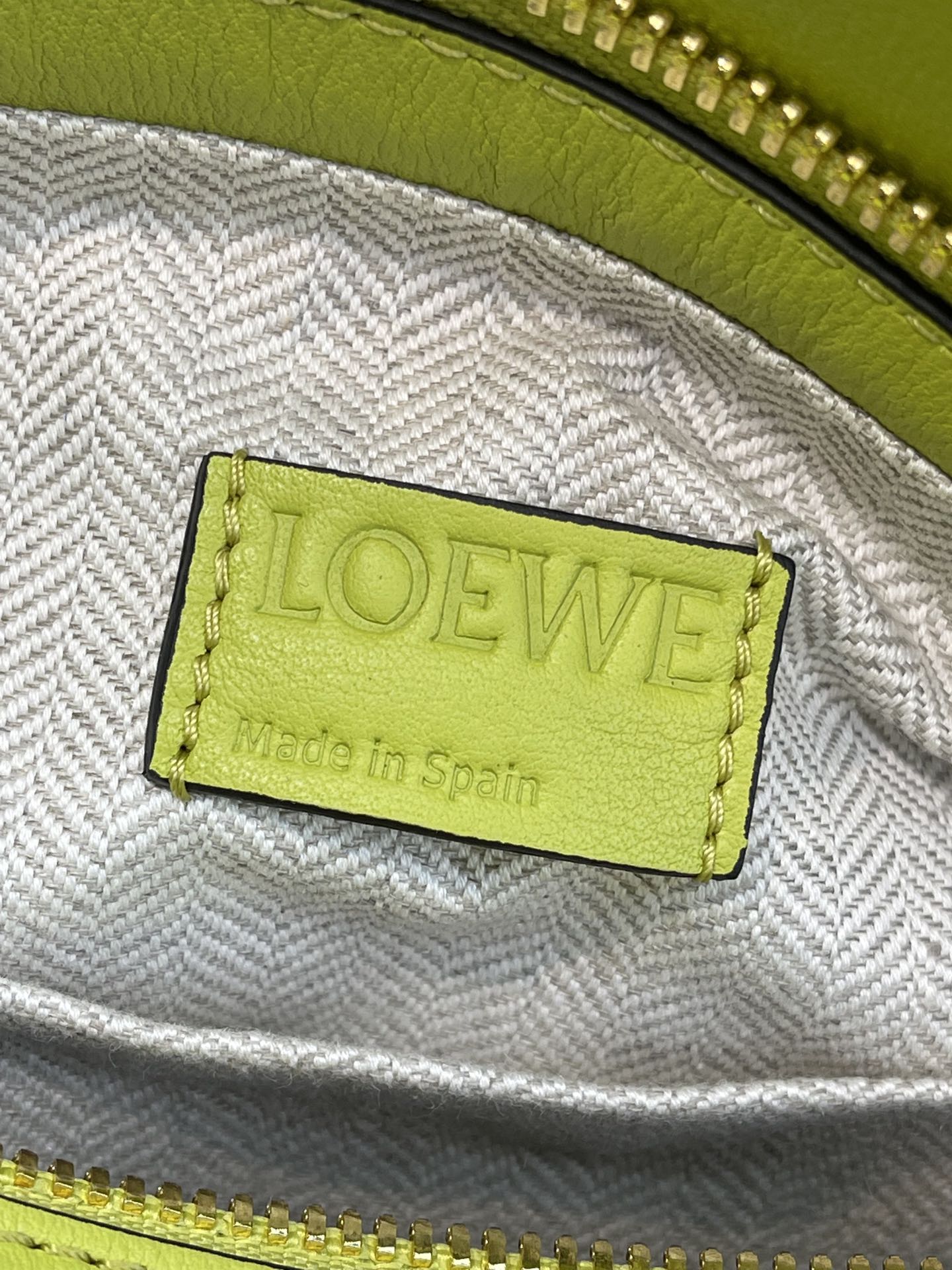 L0ew* Puzzle Hobo Bag Black/Light Green/Pink/Yellow/White For Women 11.3in / 28.7cm A510J67X01