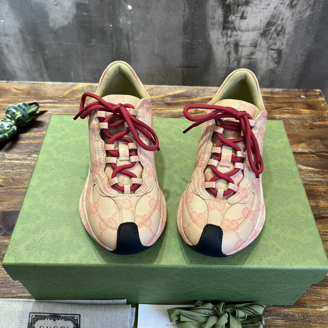 Gvc*1 Run Sneaker Beige For Men