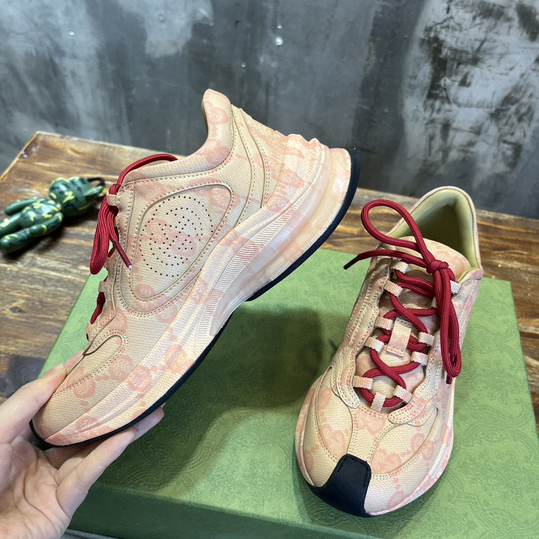 Gvc*1 Run Sneaker Beige For Men