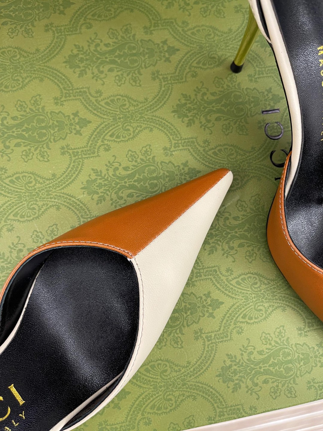 Gvc*1 High Heel Pump With Ankle Cuff White And Brown For Women 715146 BKO60 9057