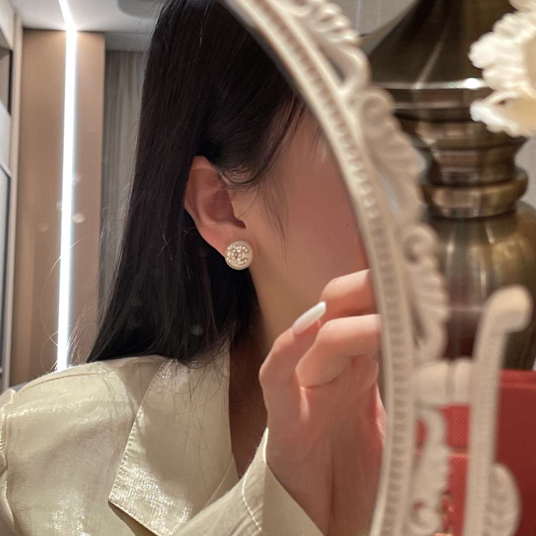 Ch**el CC Round Earrings White For Women