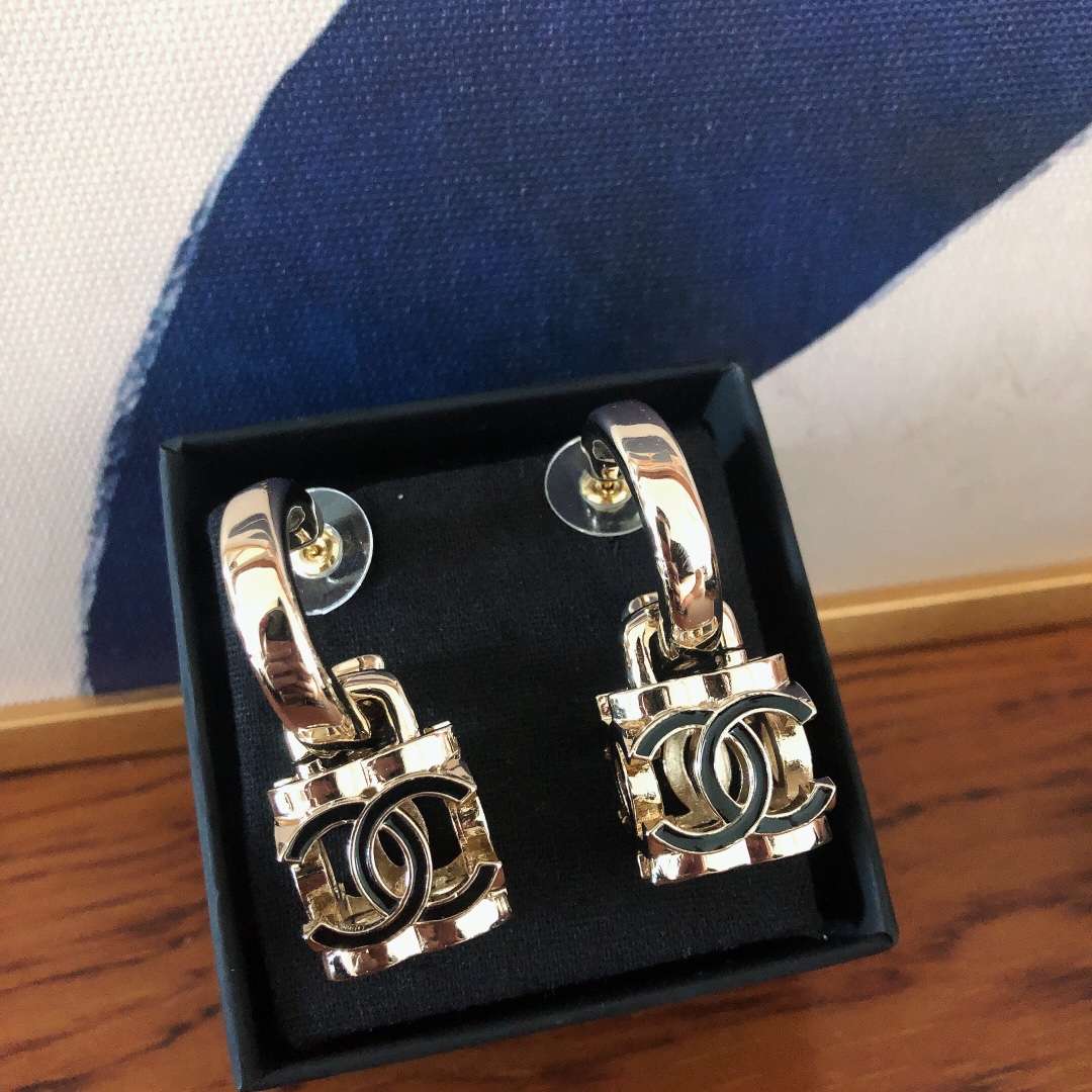 Ch**el Square Earrings Black For Women