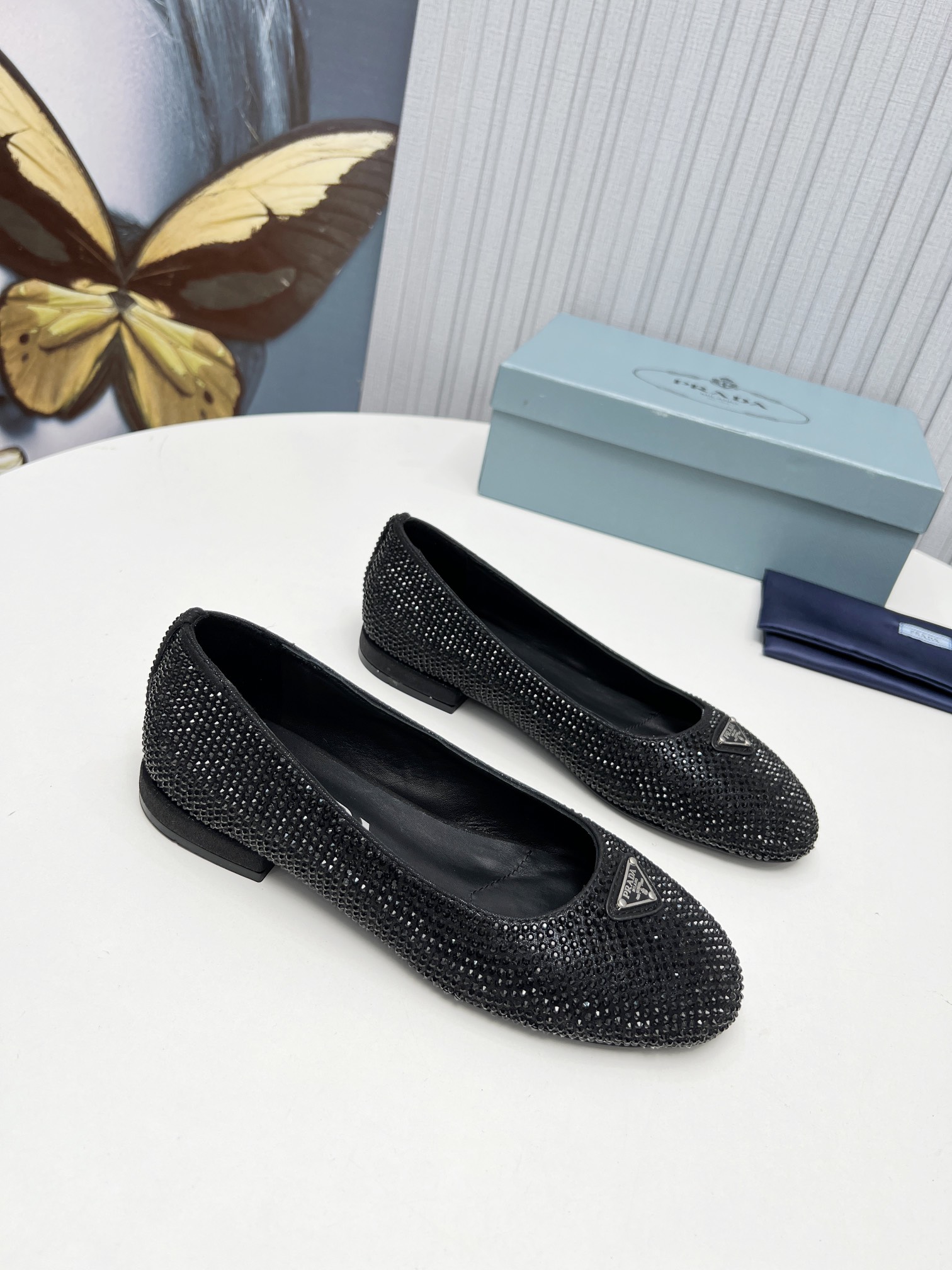 Pra*a Patent Ballerinas Black For Women