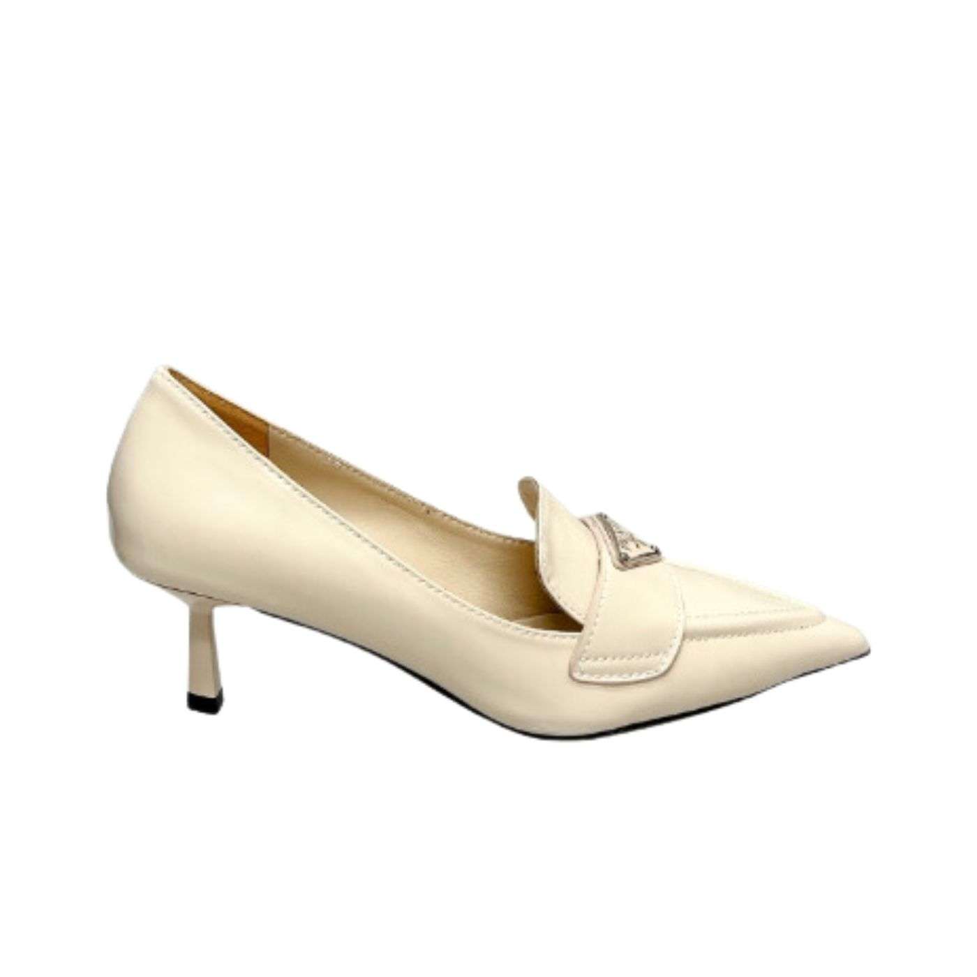 Pra*a Patent Pumps Cream For Women
