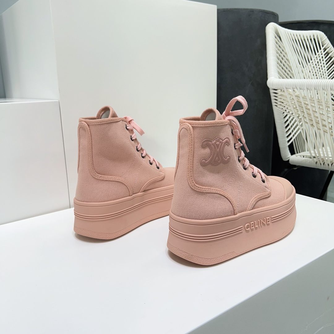 Ce1i*e Block With Triomphe Patch In Canvas Light Pink For Women