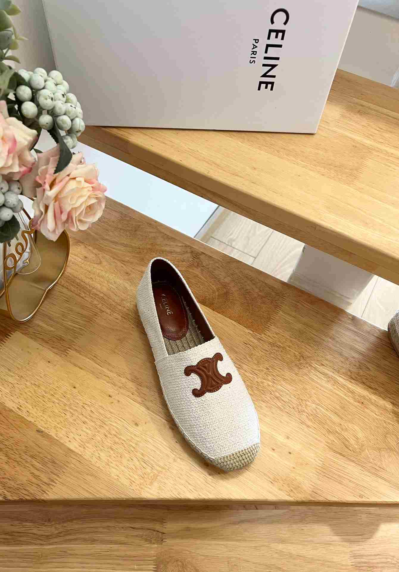 Ce1i*e Flat Espadrille With Triomphe Patch Signature In Tweed White For Women