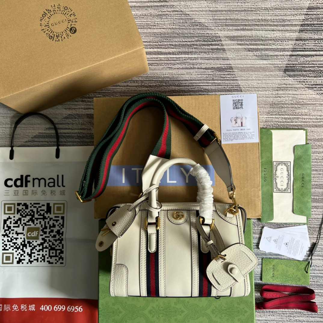 Gvc*1 Double G-Detailed Smooth Mini Handbag White/Grey/Brown For Men 8.6 in/ 22 cm