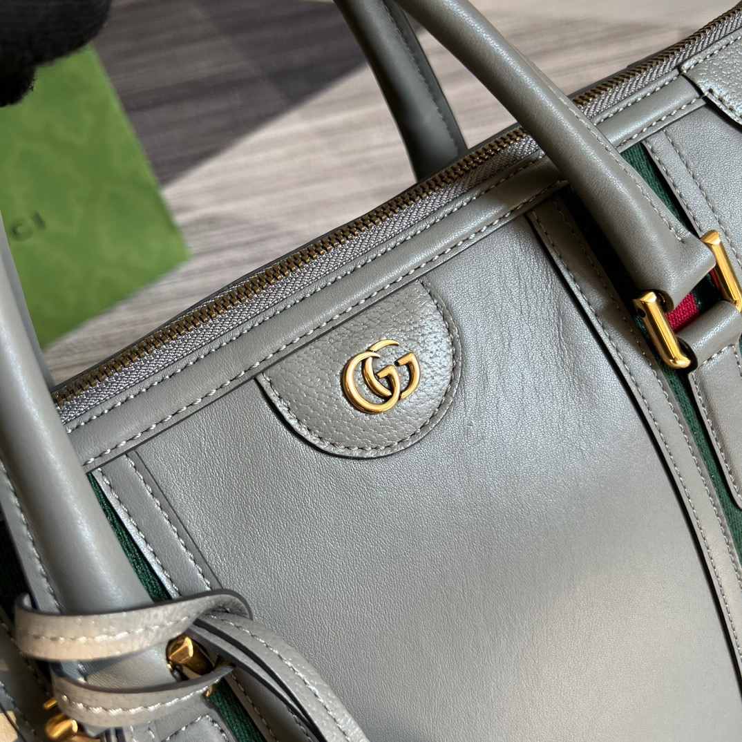 Gvc*1 Double G-Detailed Smooth Large Handbag Grey/Brown/White For Men 15.7 in/ 40 cm ‎