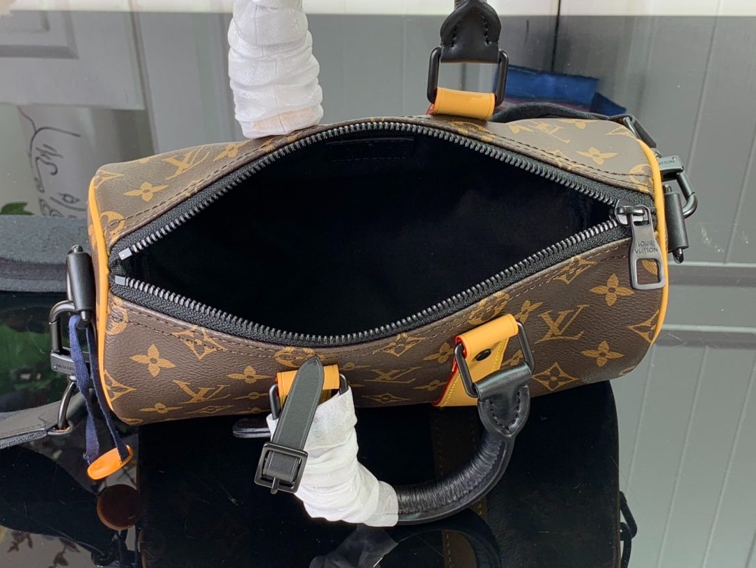 L0vis Vvtt0n Keepall Bandoulière 25 Bag Brown/Black 25cm/ 9.8 in M46687